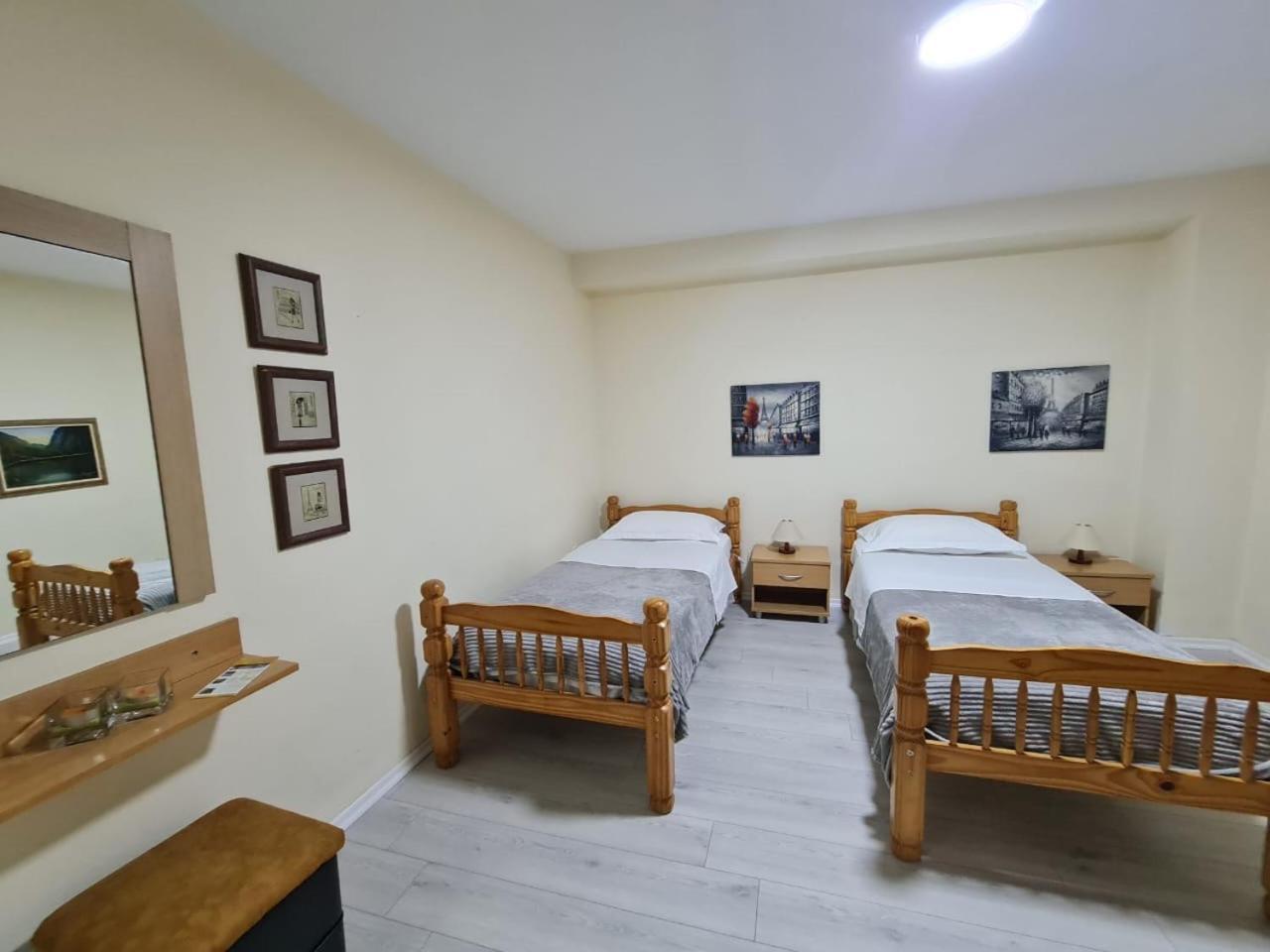 Dani Two Bedroom In Center Of Apartman Tirana
