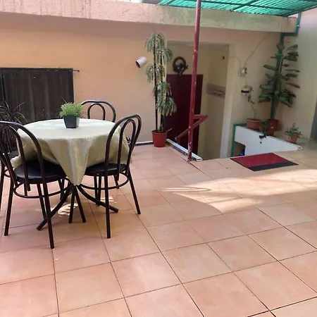 Dani Two Bedroom Home In Center Of Tirana Exterior photo